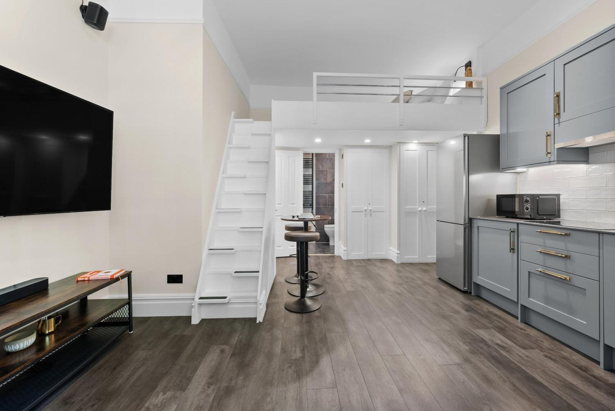 Vichy - The Hampstead Star | Prime Location Apartment Лондон Екстериор снимка
